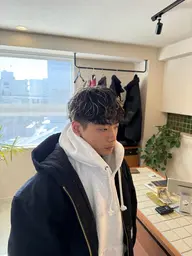 🌀メンズカット(眉毛カット込み)+波巻きパーマ🌀