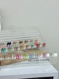 夏のドーパミンカラー×マグネットネイル
