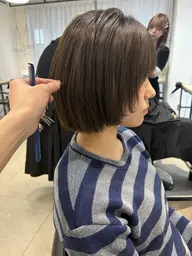 《ミニモ学割》似合わせカット+Aujuaクイックトリートメント