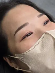 眉毛化粧とブロウワックス