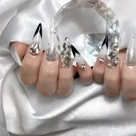 🎀チップ長さ出し10本・アートやり&パーツ付け放題