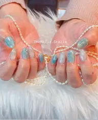 自爪、マグネットネイル🧲2色まで花形❤️簡単ア-ト2本🎀持ち込みデザインOKです。オフ別料金です。