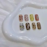 1本アート🪄お好きなデザインをお選び頂けます♡色変更+¥100/ドライケア込⟡.·(オフなし)