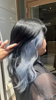 インナーカラー＋全体カラー（インナーブリーチ1回）＋カット✂️