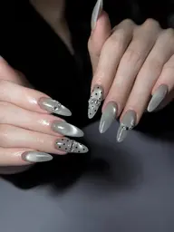 🔥10%OFF🔥 (10本長さ出し) マグネット+4本やり放題💅🌻