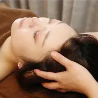 🕊️肩こり/頭かる～く羽ばたく♪🕊️【デコルテトリートメント＆炭酸ヘッドスパ30分】～4種から選べる炭酸スプレー♪～