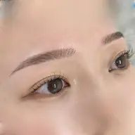 なりたい雰囲気に✨すっきり美眉スタイリングWax