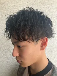 22時予約可能!カット+眉カット
