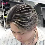 【欧風カラーやりたい方必見🏁】カット➕バレイヤージュ#欧風#ブリーチカラー#メンズ#メンズカット