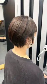 【女性の方限定メニュー】 ショートカット&ショートボブ✂️ ➕ 炭酸シャンプーの頭皮マッサージ🌙