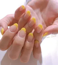 フレンチネイルデザイン💅🏻