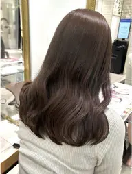 カット、艶カラー🩷、トリートメント付