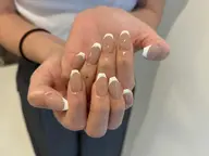 【ハンド】ベースありフレンチネイル💍✨