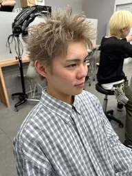 《メンズ限定》《ご新規様限定》💚メンズカット+ブリーチ込ダブルカラー(シャンプートリートメント付)