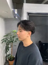 カット&前髪立ち上げパーマ (センターパートスタイルのみ) ※前髪及びその周りの毛流れパーマ