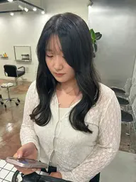 🩵カラーするたび艶髪へ🩵透明感カラー＋髪質改善TR