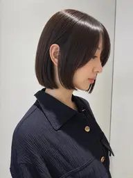 ナチュラルに収まる　ボブカット