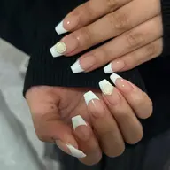 (オフなし)【モデル様募集】フレンチネイル🫧