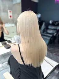 【💎憧れの色になれる💎】ブリーチ2回➕カラー➕1stepトリートメント