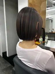 丸く綺麗にまとまる　ショートボブ