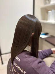 【梅雨前人気No.1】湿気に負けない美髪✨️艶髪縮毛矯正＋カット