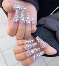 当店人気メニューNo.2✨グラデーションスカルプ長さ出し＋１０本ストーンパーツつけ放題埋め尽くし🆗