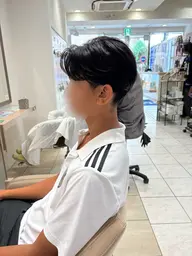 【学生限定👩🎓】髪型にお悩みの方必見👀✨似合わせカット+シャンプー🫧【施術時間1時間〜】