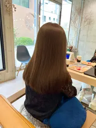 髪質改善縮毛矯正+カット👩✂️✨️