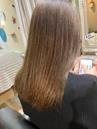 イノアによるダメージレスなオイル艶カラー(白髪にも染まります)&🌸4Step🌸トリートメント