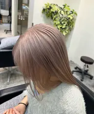 9/7 13時限定料金🫧ブリーチリタッチ込みWカラー💎リタッチ幅1.5ヶ月〜3ヶ月の方お待ちしております
