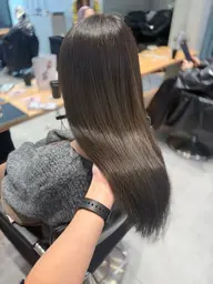 【学割 U24】透明感ワンカラー➕トリートメント