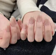 人気ワンホンチークネイル
