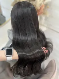 【📓実習・就活の方おすすめ🎵】 🐈⬛暗髪ワンカラー+1 step treatment🐈⬛🗝️