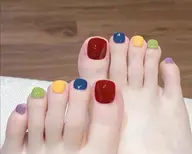 フットオフと足爪ケアコース☆つるつる足へ!