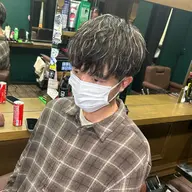 《新規》メンズカット+ホワイトメッシュ+トリートメント ¥13000~ #メンズサロン #メンズカラー