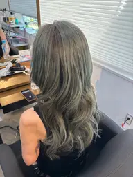 白髪染めリタッチ&全体カラー🖤