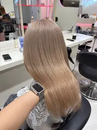 🧸ハイトーンしたい人🧸ケアブリーチ使用ダブルカラー+髪質改善トリートメント🍯デザイン相談可能🐻🎶