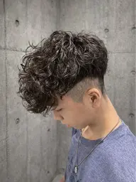 🔥【メンズパーマモデル募集】🔥 朝ラクでキマるトレンドパーマお任せください✂️✨ 初パーマ大歓迎です🔥🔥🔥