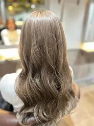 【💫1ケアブリーチ使用💫】1ケアブリーチ + カラー + 1 stepトリートメント