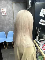 ケアブリーチonカラー+1stepトリートメント