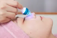 【期間限定✨】大人気❣️3stepハイドラ毛穴洗浄フェイシャル(約40分)※詳細をご確認下さい