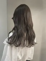 透け感ワンカラー+ 前髪カット+枝毛ケアカット+5種トリートメント🪞