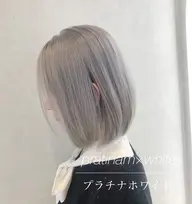 ♠️黒染めしちゃった人へ♠️黒染めにアプローチできる特別な業界最高級の薬剤を使用。あなたもまだハイトーンに戻せる❗️