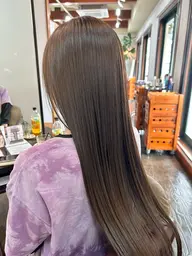 【うるつや】髪質改善水素カラー(トリートメント込み)＋カット🫧