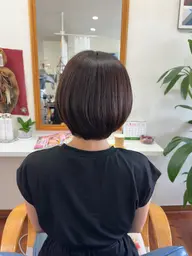 カット、カラー、トリートメント