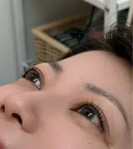 【金曜日限定メニュー】17日空きあります!!ご案内可能‼️まつ毛パーマ(下まつげ込+2000円)