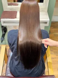 選べる縮毛矯正&メンテナンスカット✂️&トリートメント✨️