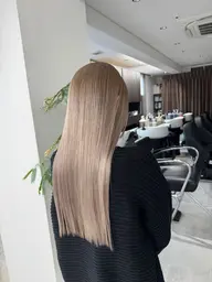 ✨とにかく明るくしたい方向け✨ハイブリーチ&カラー➕うる艶トリートメント(ブリーチ2回)