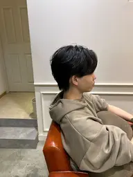 初回限定‼️メンズカット+ワンカールパーマ（フェザーパーマ、ニュアンスパーマなど）