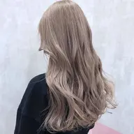 【ブリーチオンカラー+カット🌻】ケアブリーチ使用でダメージレス👍超透明感ハイトーン🦋🌟